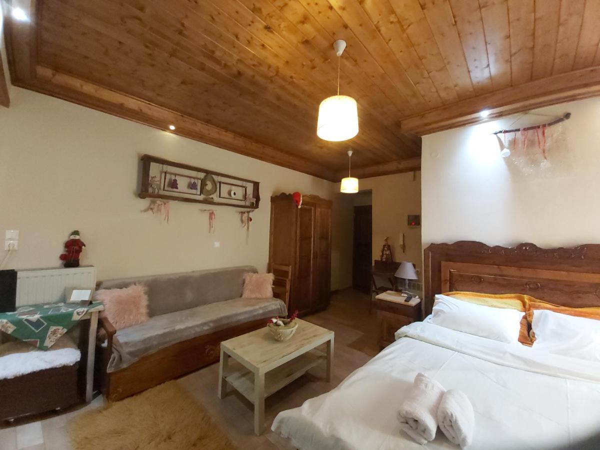 Eláti Guesthouse Theodorou מראה חיצוני תמונה
