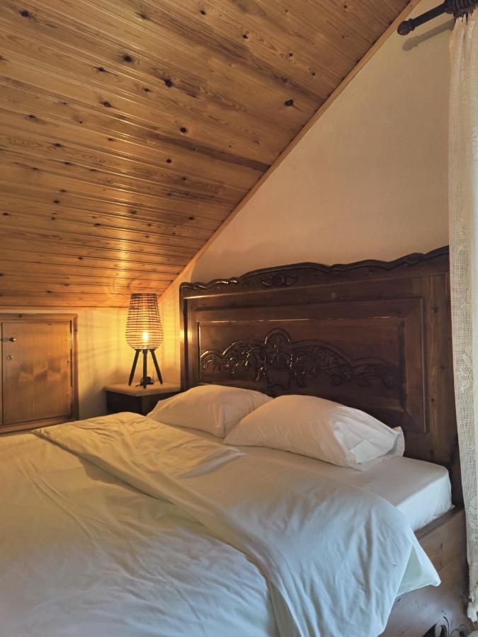 Eláti Guesthouse Theodorou מראה חיצוני תמונה