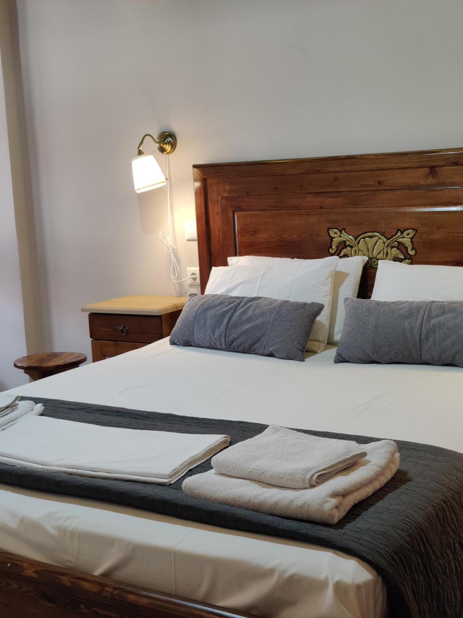 Eláti Guesthouse Theodorou מראה חיצוני תמונה