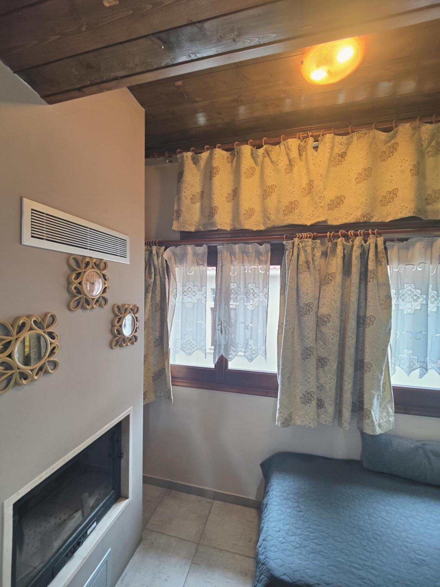 Eláti Guesthouse Theodorou מראה חיצוני תמונה