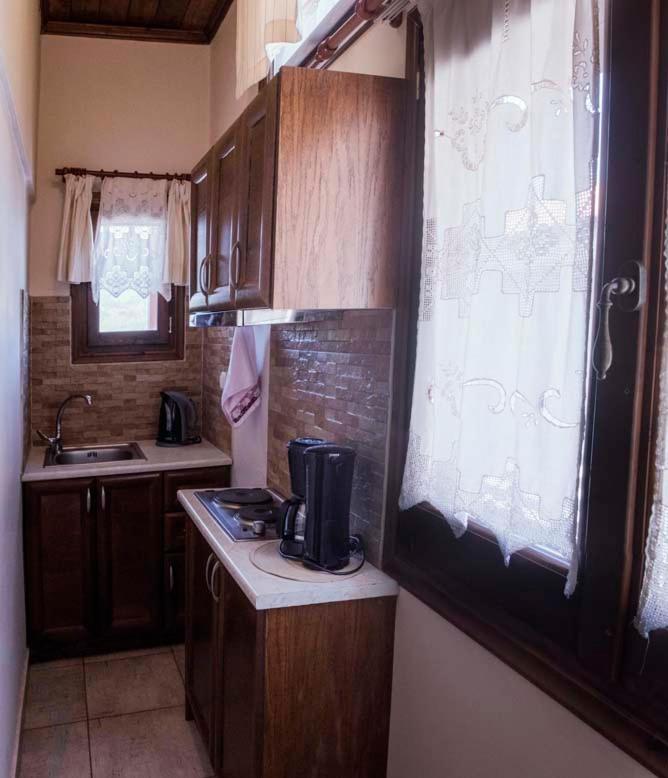Eláti Guesthouse Theodorou מראה חיצוני תמונה