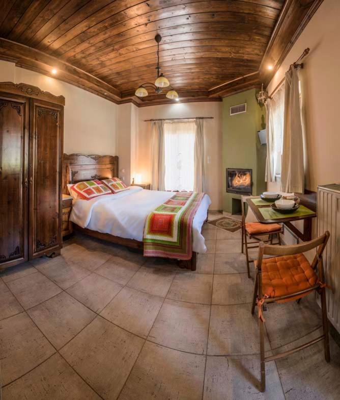 Eláti Guesthouse Theodorou מראה חיצוני תמונה